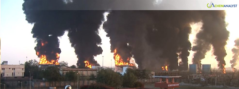 BREAKING: Massive Explosion Rocks Indian Oil Refinery in Gujarat